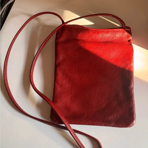 Handcrafted in Asheville Leather Crossbody Bag Burgundy with two zips - Picture 2 of 3
